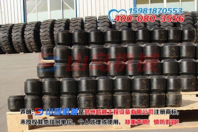 沖擊式壓路機的配